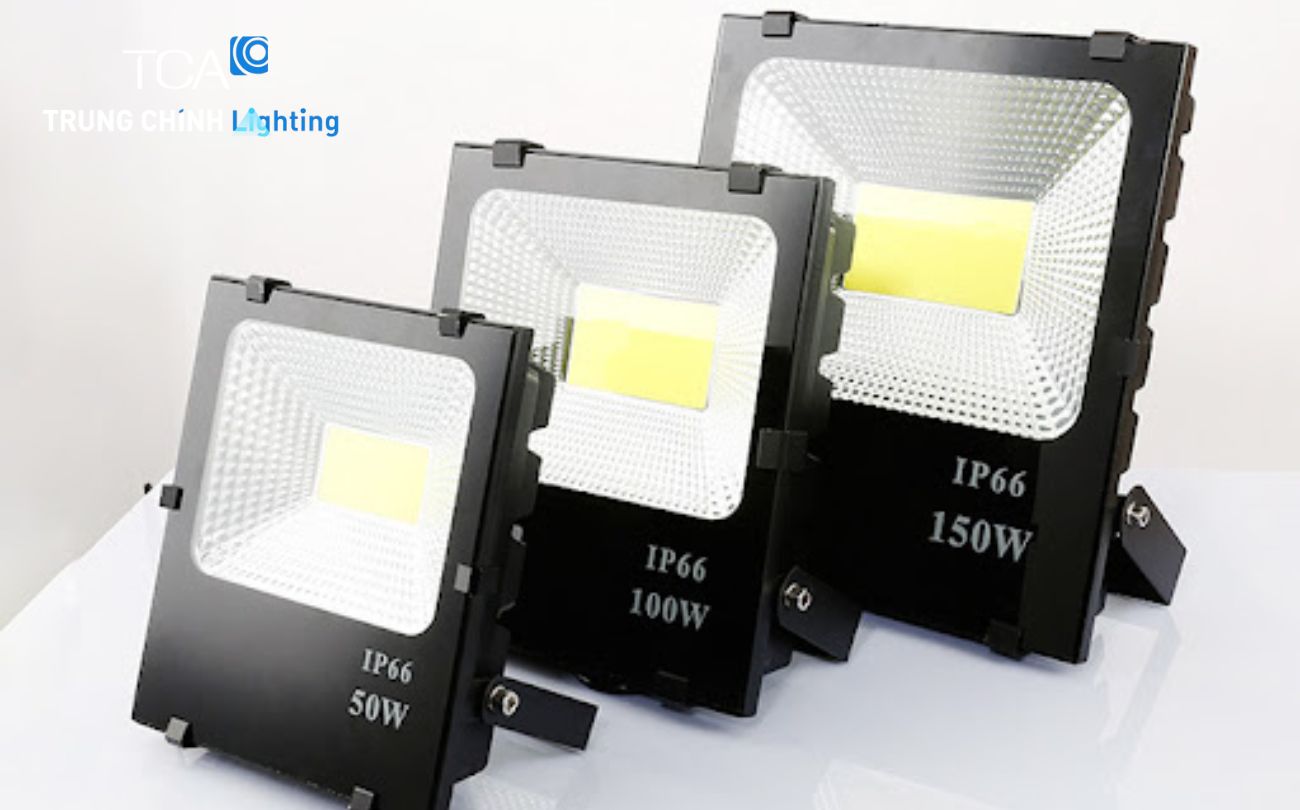 Đèn Flood Light (đèn pha LED ngoài trời)